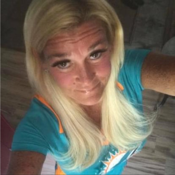 Meet your Posher, Wanda - Picture 2 of 8